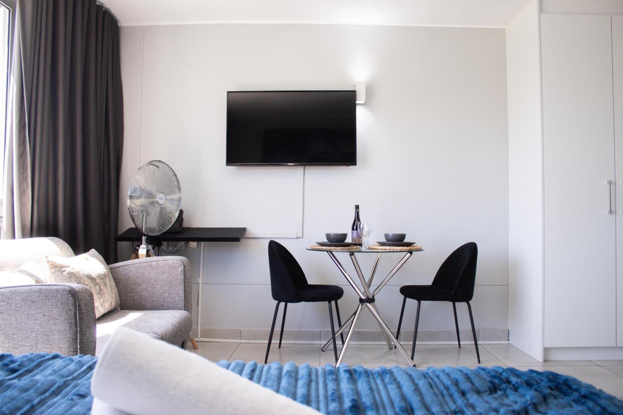 Ocean Breeze Hotel Странд Экстерьер фото