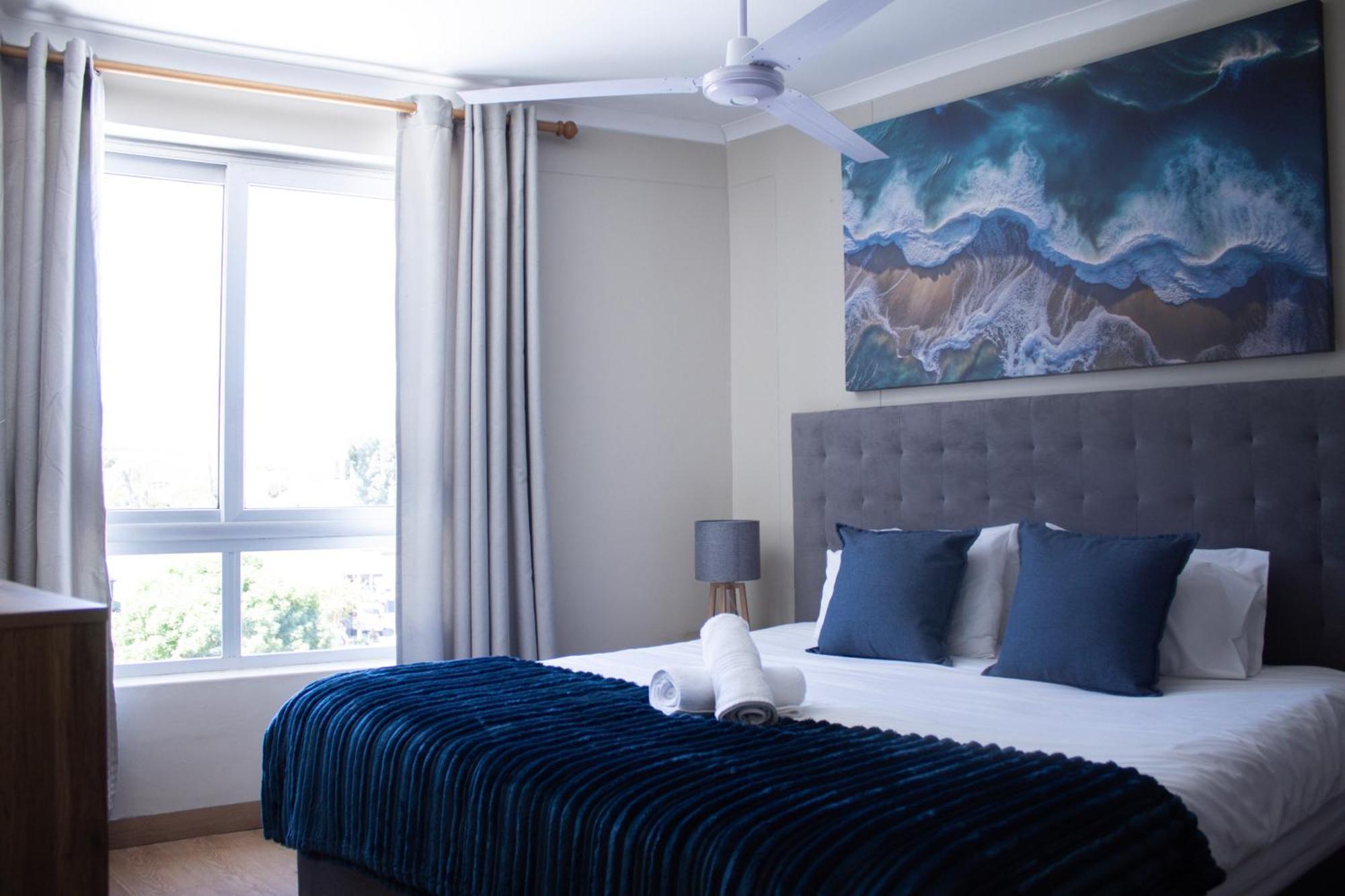 Ocean Breeze Hotel Странд Экстерьер фото